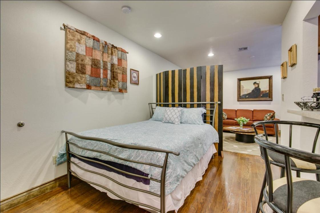 Bright Okc Midtown Studio-Coolest Neighborhood Oklahoma City Exterior photo