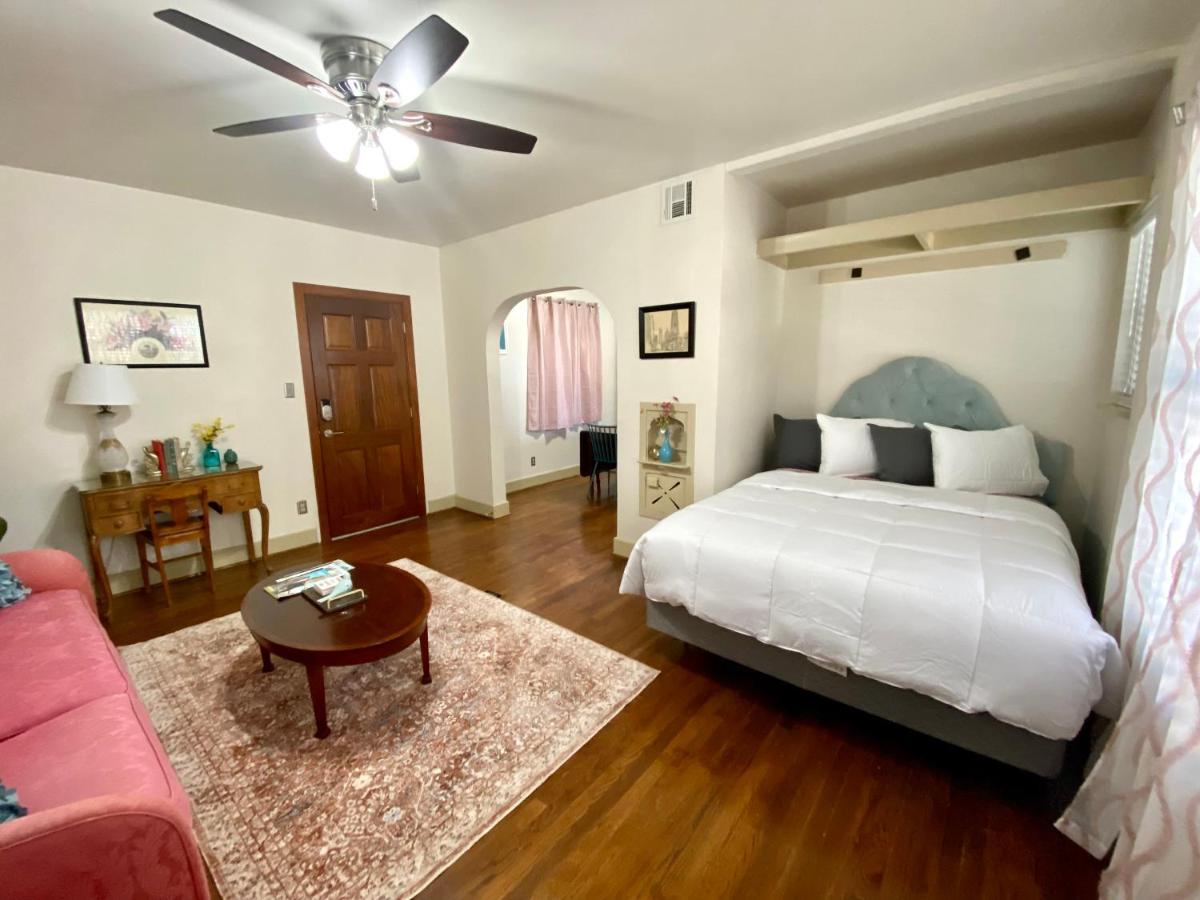 Bright Okc Midtown Studio-Coolest Neighborhood Oklahoma City Exterior photo